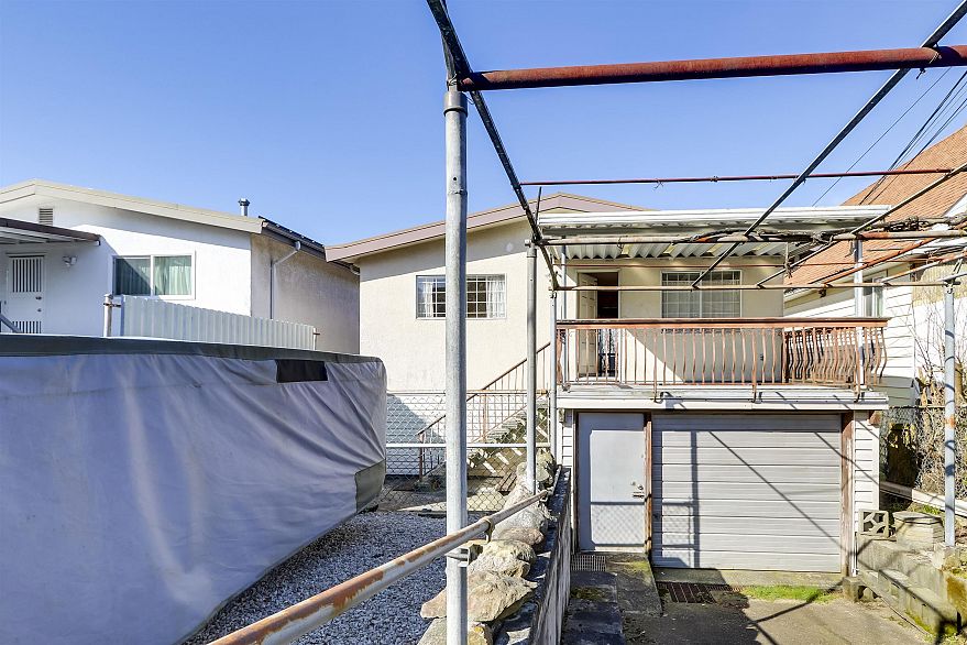 4676 Reid Street