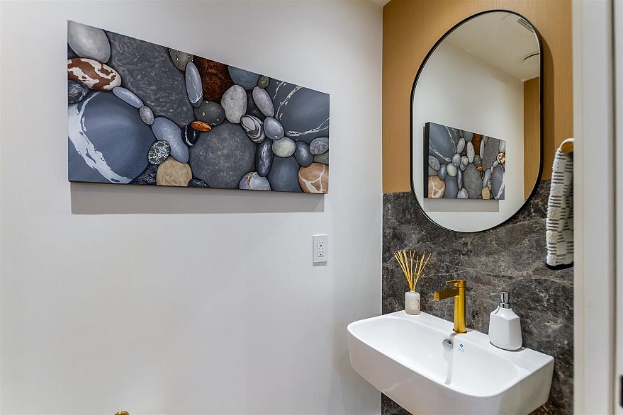 B 7061 Cypress Street