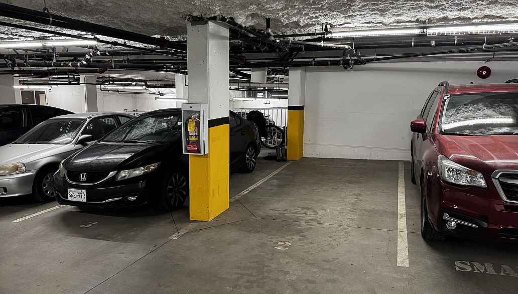 PH-8 1689 13th Avenue