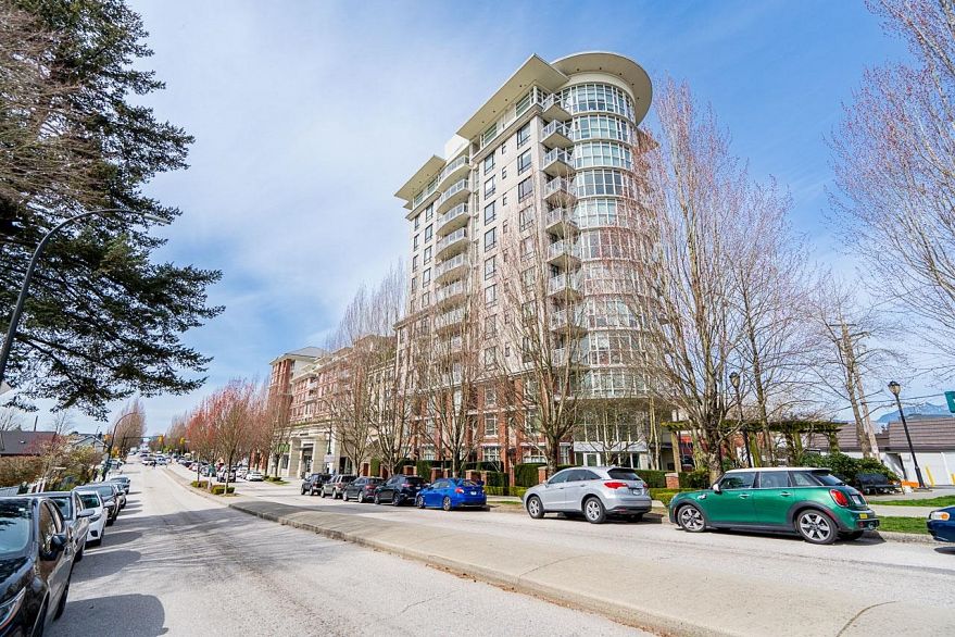 952 1483 E King Edward Avenue