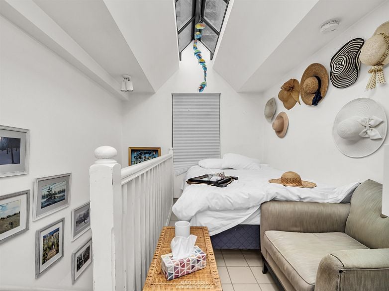 302 1311 Beach Avenue