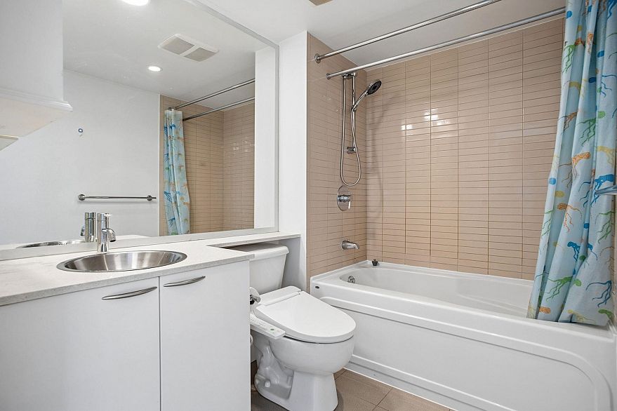 2209 602 Citadel Parade