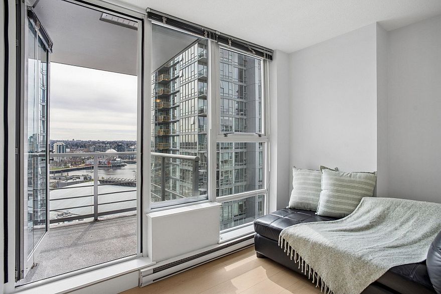 2209 602 Citadel Parade