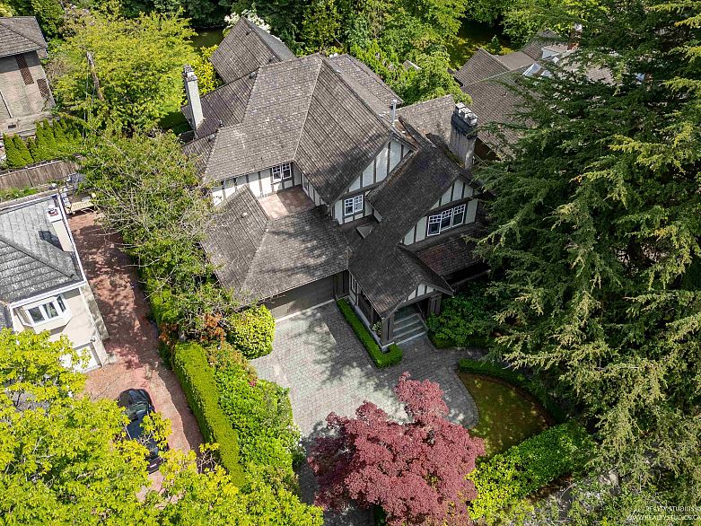 6362 Churchill Street