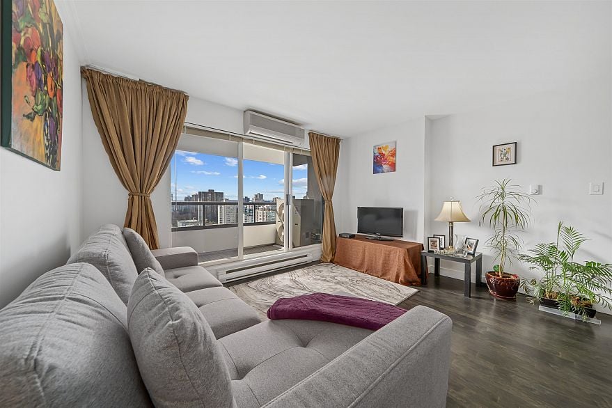 1908 1060 Alberni Street