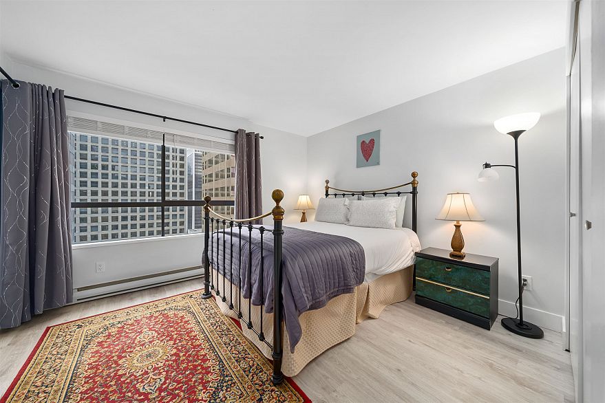 1403 1060 Alberni Street