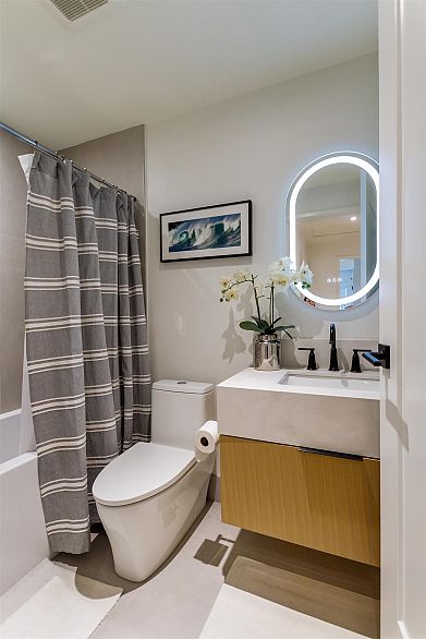 B 7061 Cypress Street