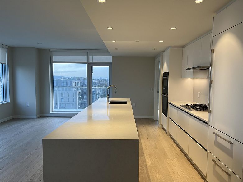 603 485 W 42nd Avenue