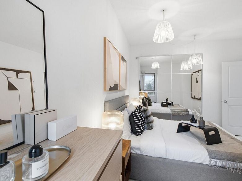 PH6 688 E 17th Avenue