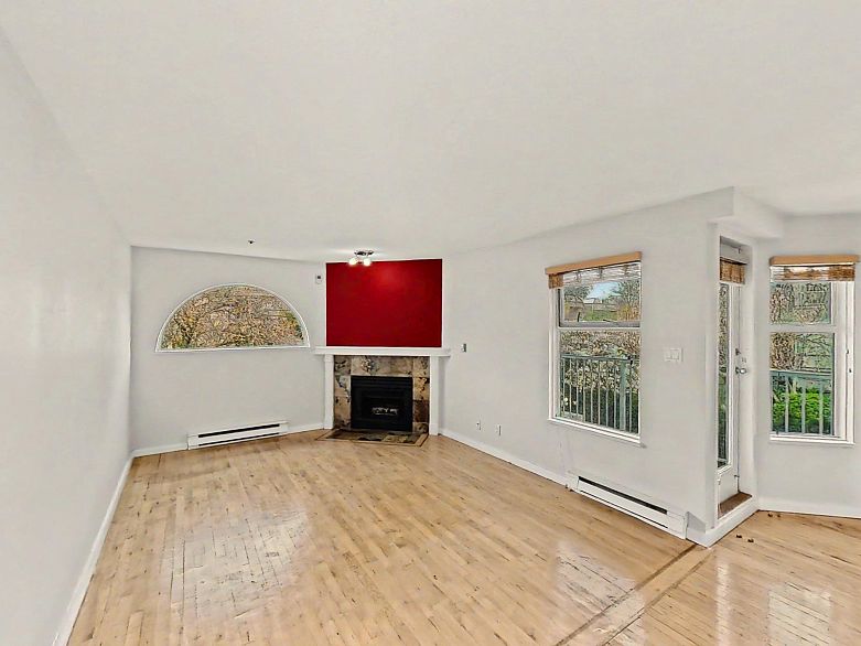 201 1868 W 8th Avenue