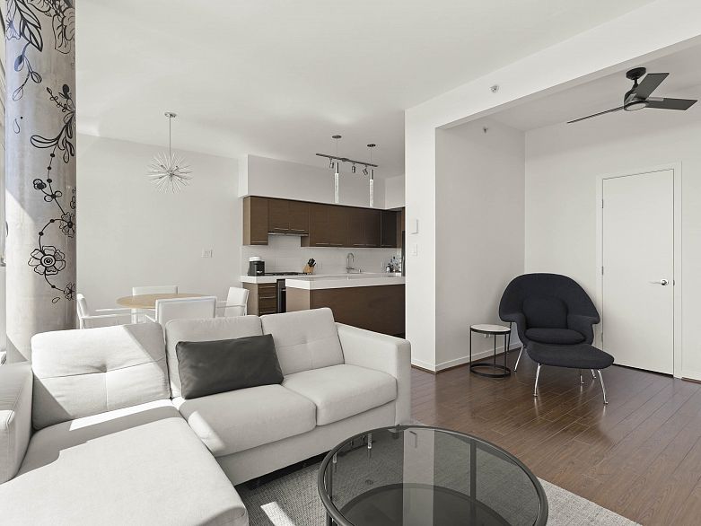 1206 2770 Sophia Street