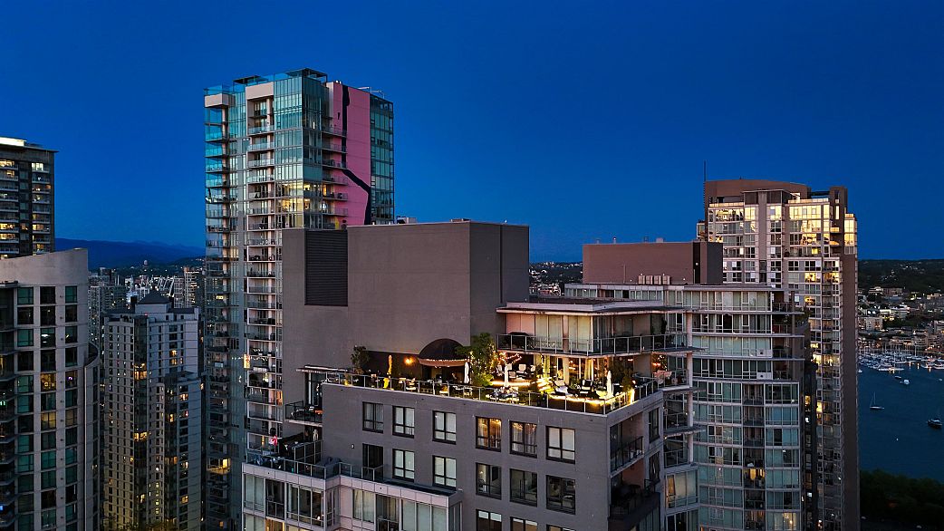 3701 1495 Richards Street