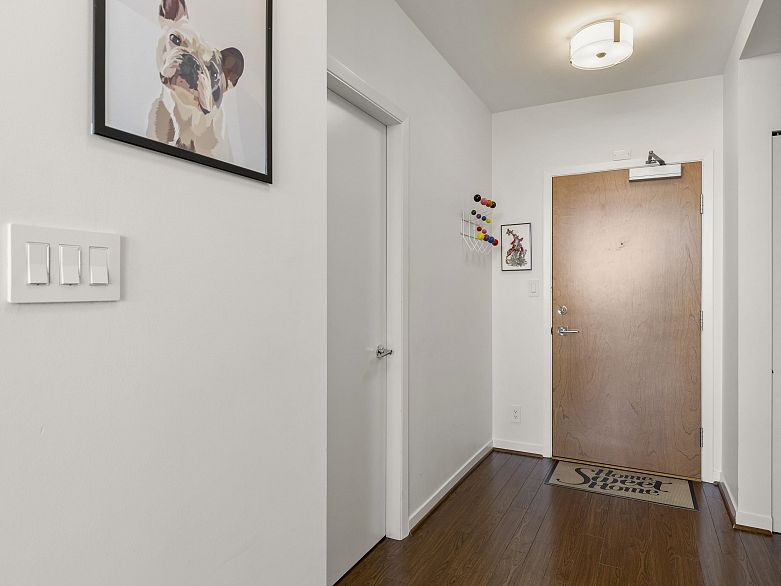 1206 2770 Sophia Street