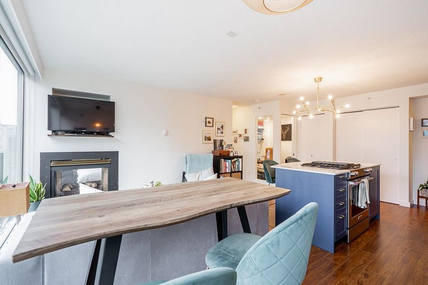 1008 1723 Alberni Street