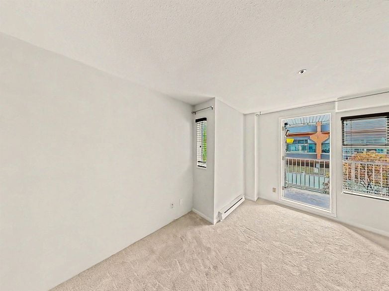 201 1868 W 8th Avenue