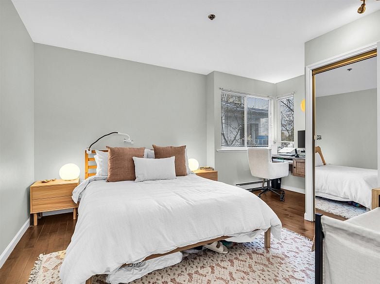 206 1963 W 3rd Avenue