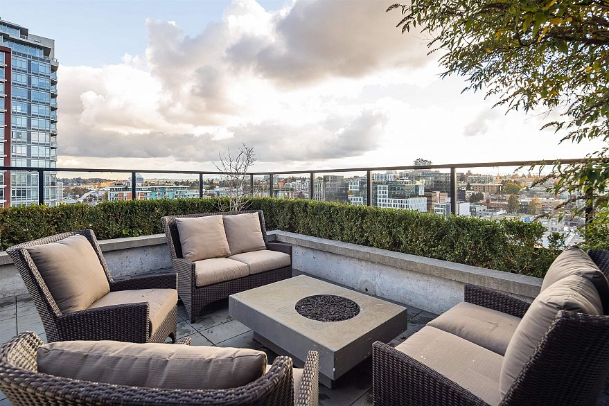 1202 1788 Ontario Street