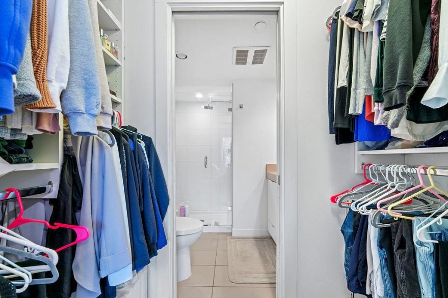 216 455 E 16th Avenue