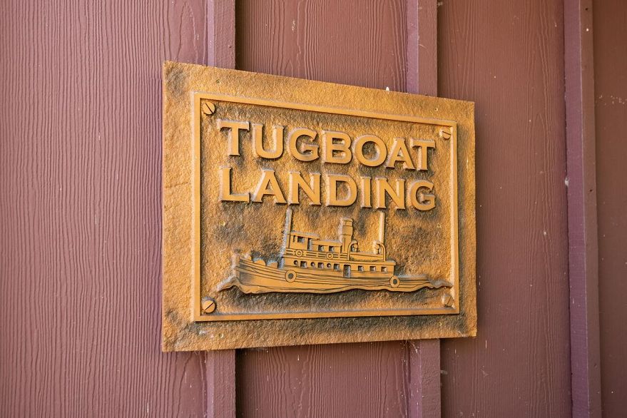 402 2080 E Kent Avenue South