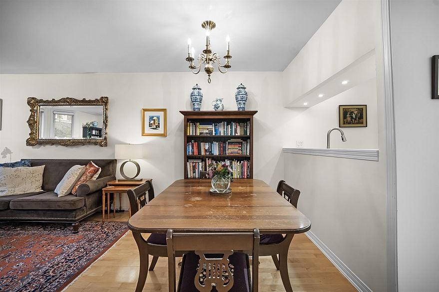 407 1230 Haro Street