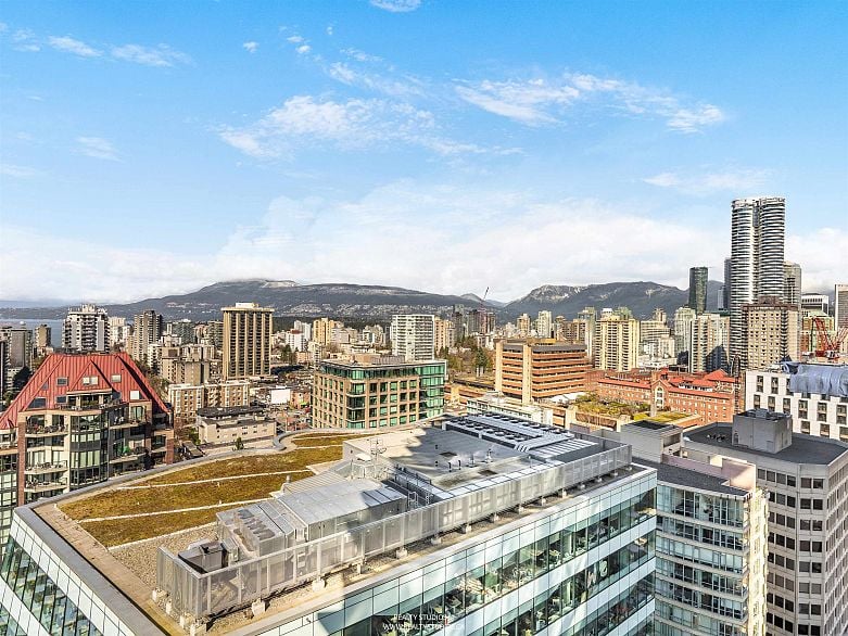 2702 1289 Hornby Street