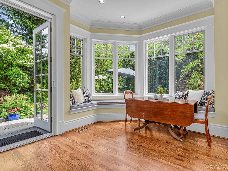 6362 Churchill Street