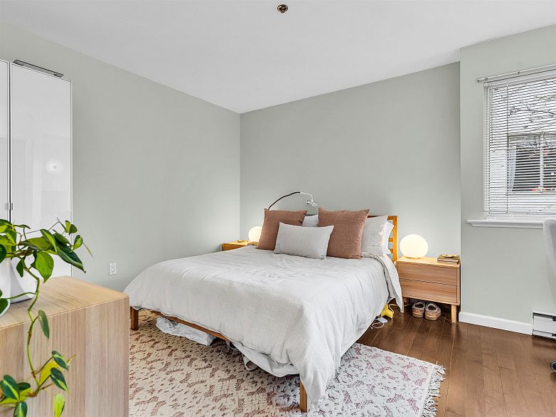 206 1963 W 3rd Avenue