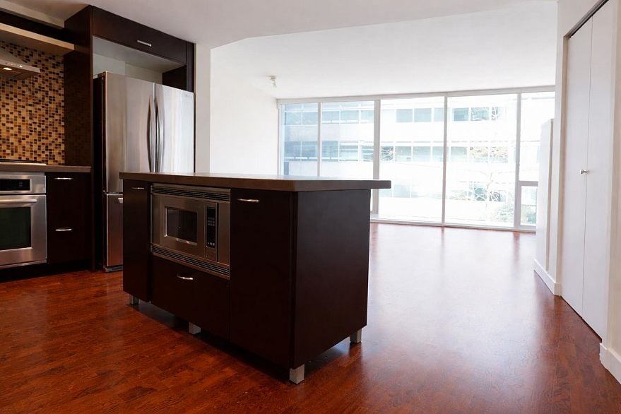 502 1277 Melville Street