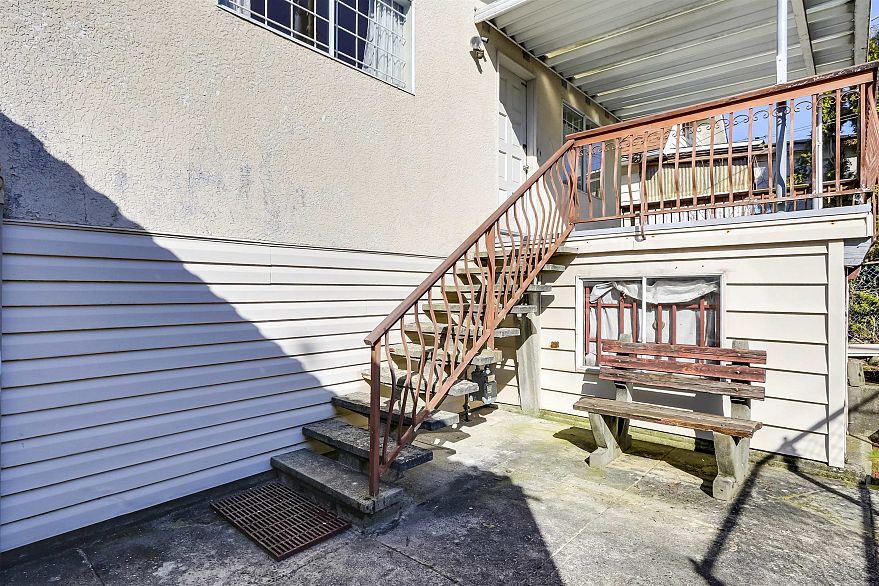 4676 Reid Street