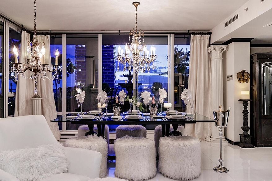 3701 1495 Richards Street