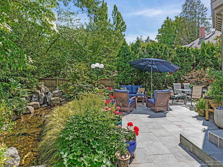 6362 Churchill Street