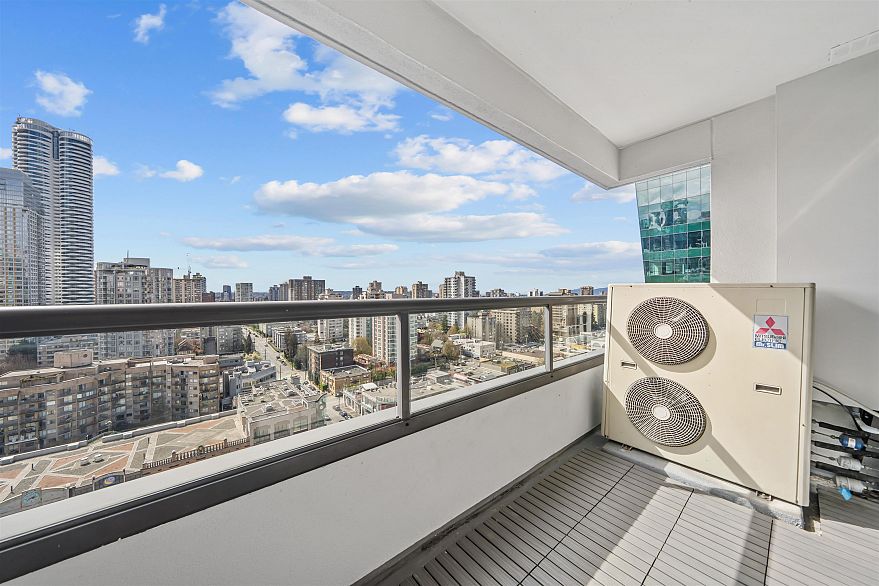 1908 1060 Alberni Street