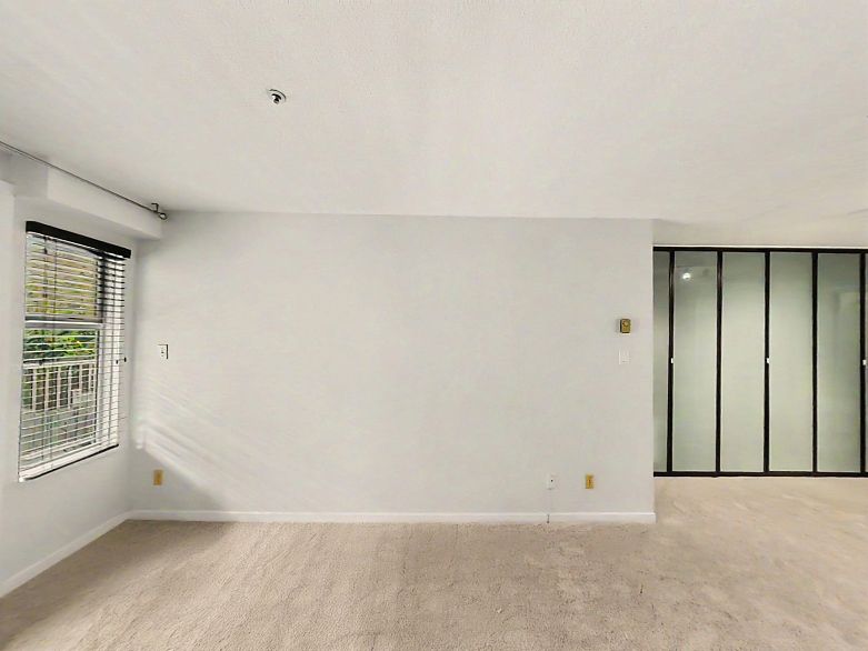 201 1868 W 8th Avenue