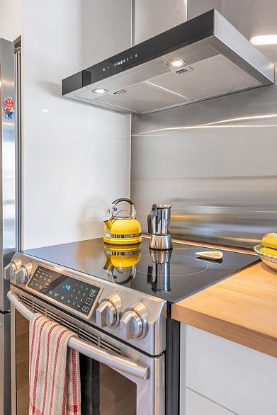 204 1515 E 5th Avenue