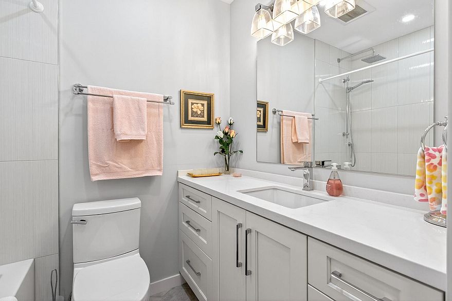 1904 1277 Nelson Street