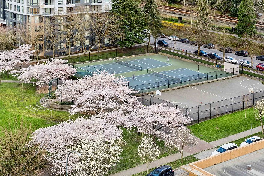 1209 3588 Crowley Drive