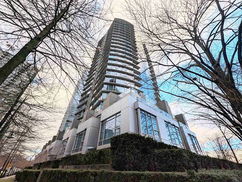1211 W Cordova