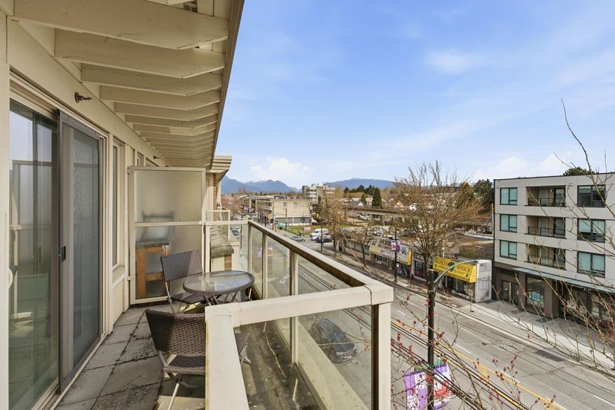 PH-8 1689 13th Avenue