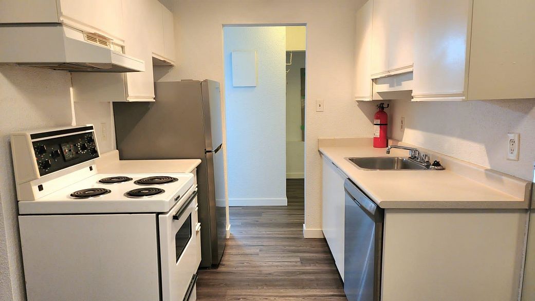 409 774 GREAT NORTHREN WAY, Vancouver BC V5T 1E1