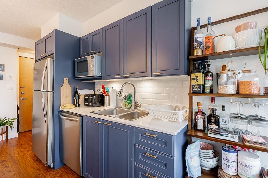 1008 1723 Alberni Street