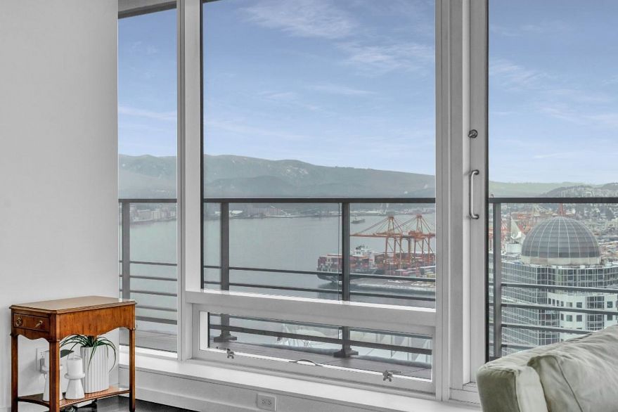 3503 1011 W Cordova Street