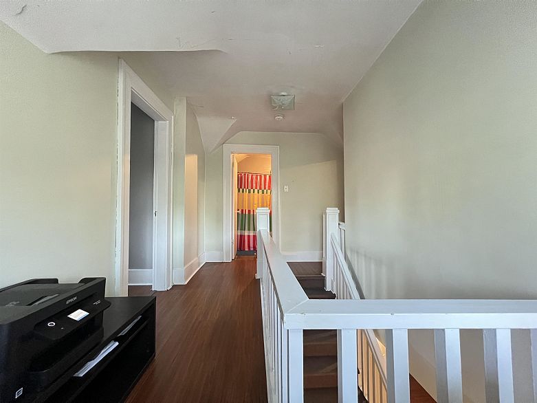 2080 W 33rd Avenue