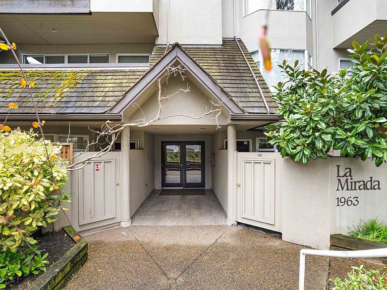 206 1963 W 3rd Avenue