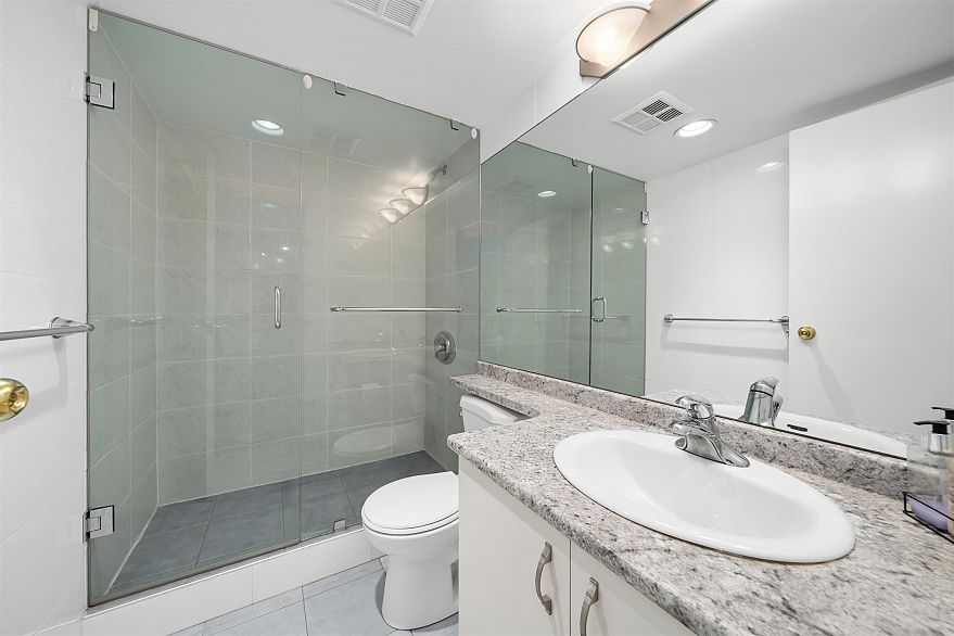 1908 1060 Alberni Street