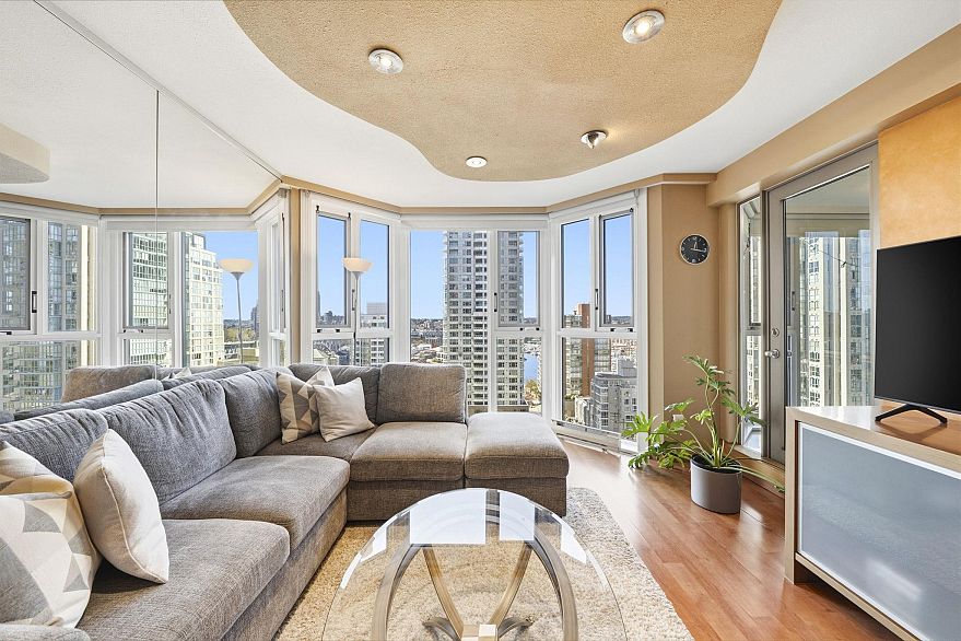 1209 888 Pacific Street