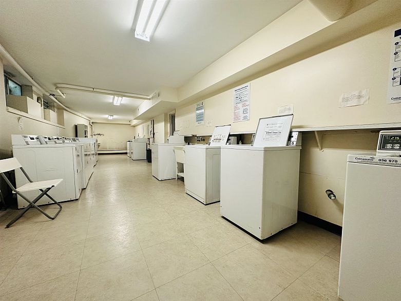 1002 1251 Cardero Street