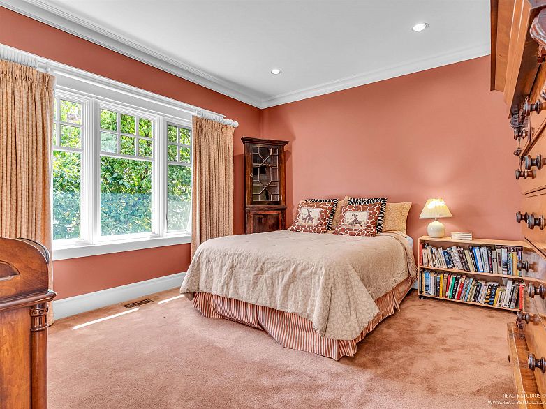 6362 Churchill Street