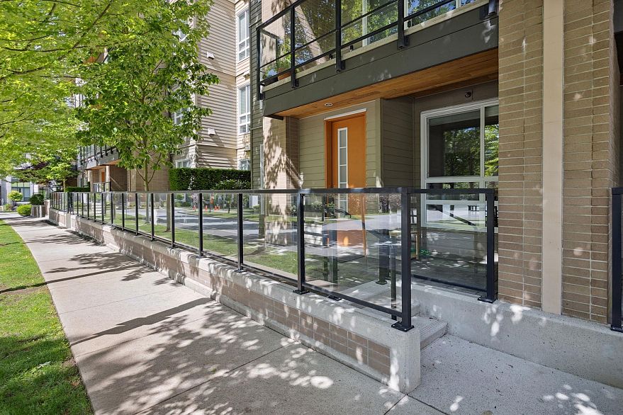 102 6033 Gray Avenue