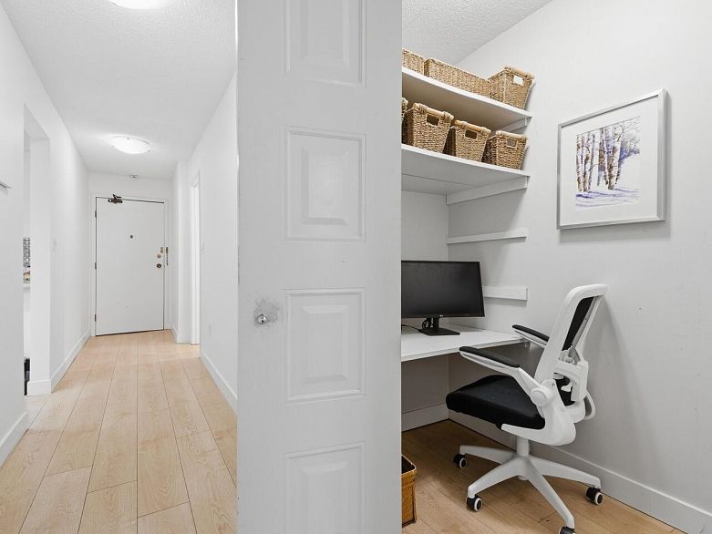 101 2910 Ontario Street