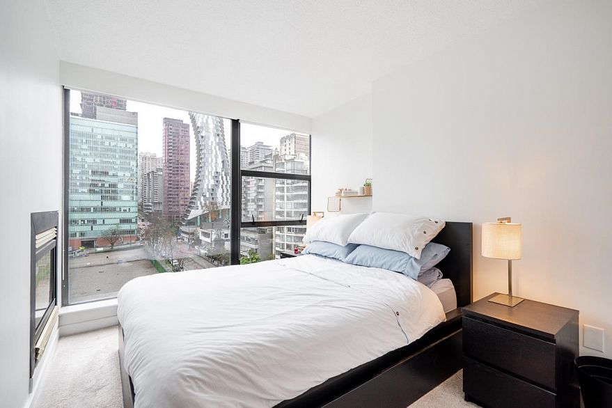 1008 1723 Alberni Street